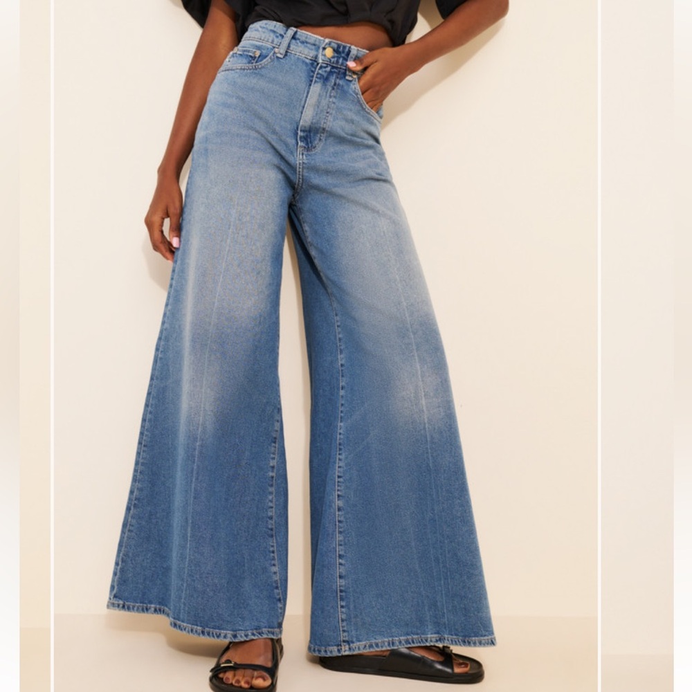 DL1961 Lucila Ultra Wide Leg Ultra High-Rise Jeans. Size 31. GUC! - Picture 2 of 4